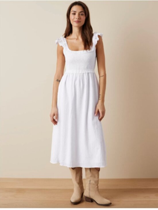 American Eagle Outfitters Dresses & Skirts - American Eagle NWT Flutter Sleeve Smocked Dress SZ M